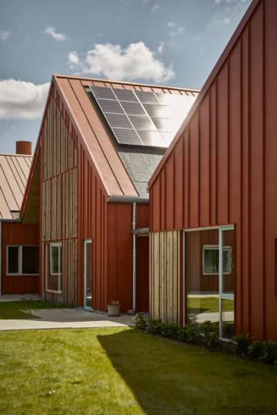 Daginstitution i Holstebro byder børn og natur velkommen i stålprofiler fra top til tå, Nørre Boulevard 57, 7500 Holstebro